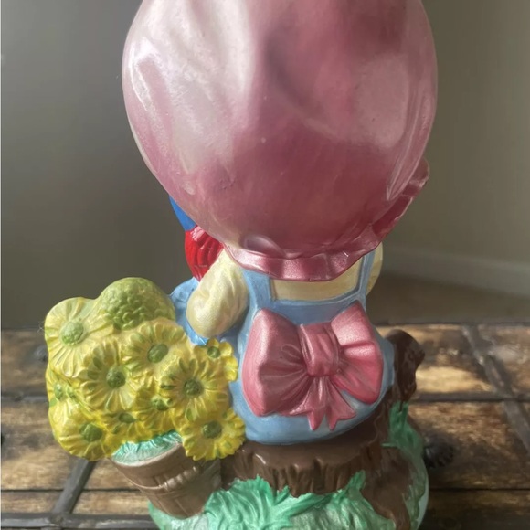 Vintage Ceramic Girl Figurine Holding Raggedy Ann Doll | 1974 Artist Engraved - Picture 5 of 5